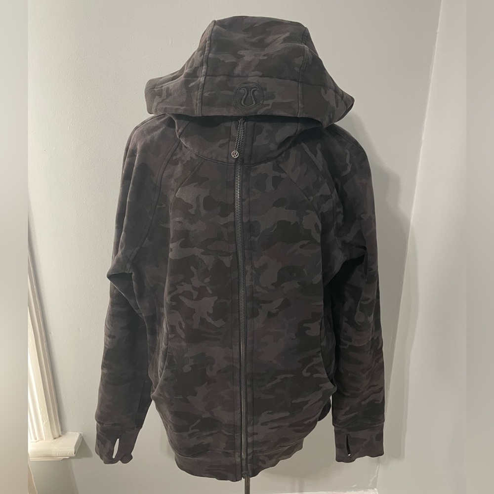 LULULEMON Athletica Black Cammo Full Zip Hoodie